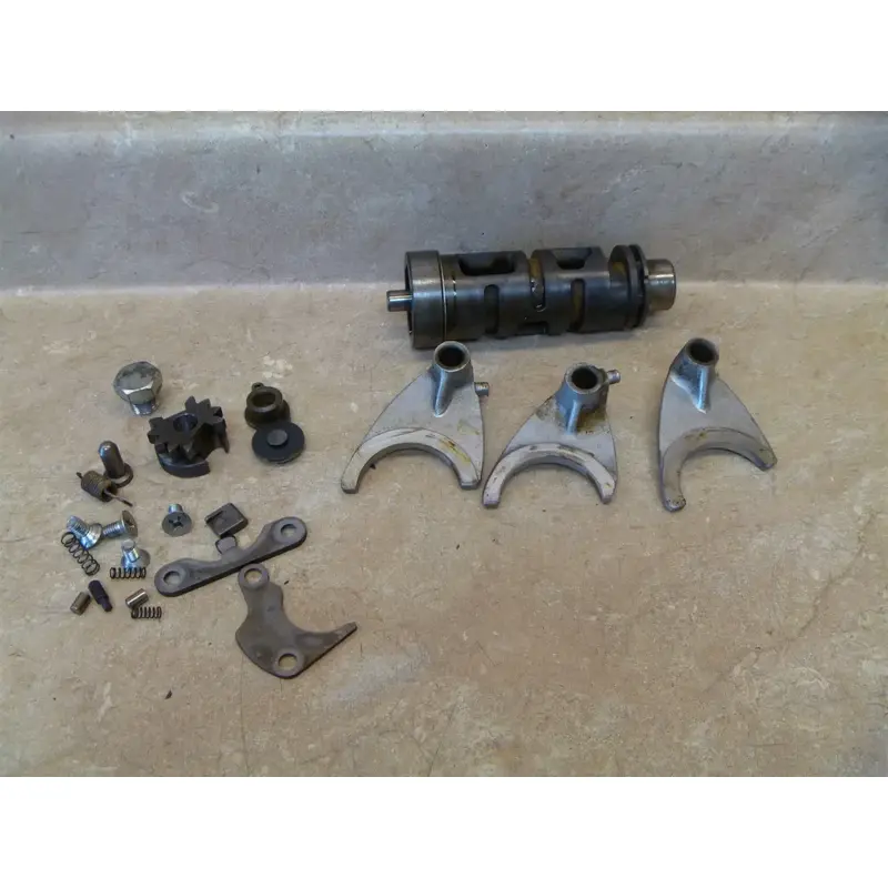 Suzuki 850 GS GS850-G Used Engine Shift Drum Forks 1979 Vintage #SM111