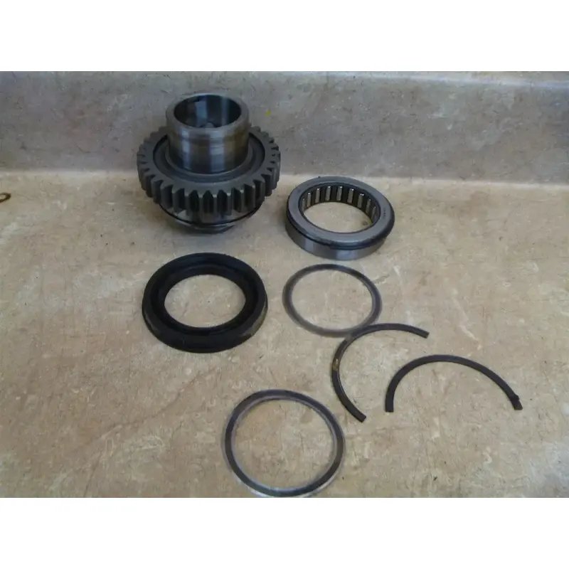 Yamaha 750 XS STANDARD XS750-2D Used Engine Transmission Drive Gear 1977 YB88