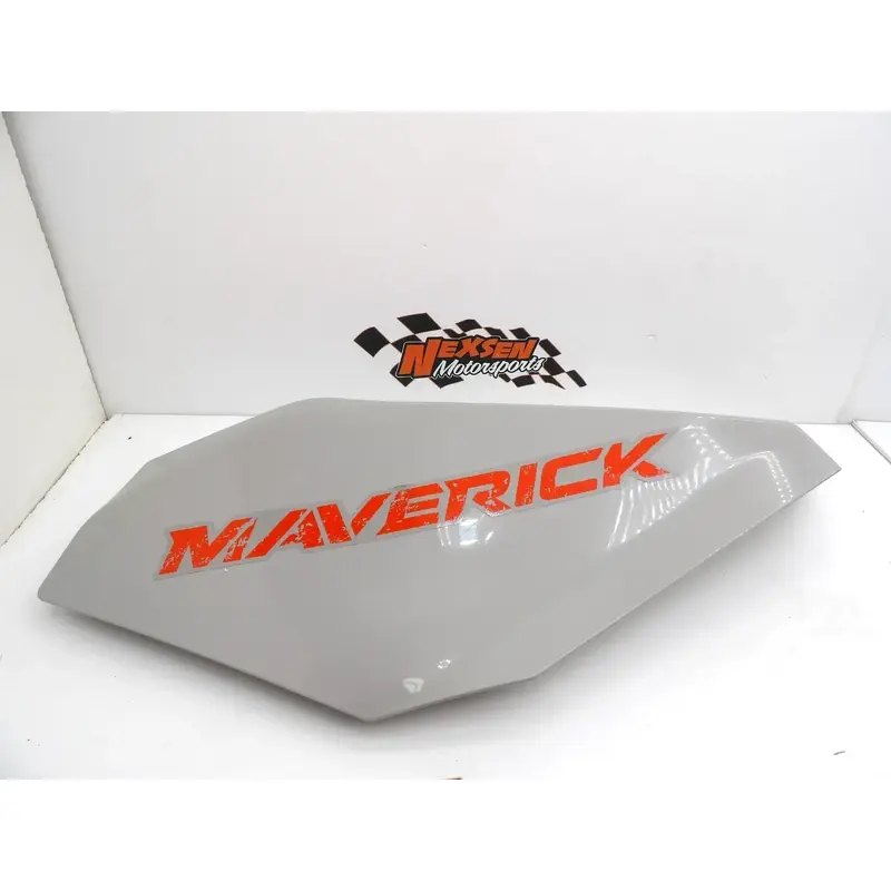 2017 Can Am Maverick X3 Max Hyper Silver RH Fender Cover 705009676