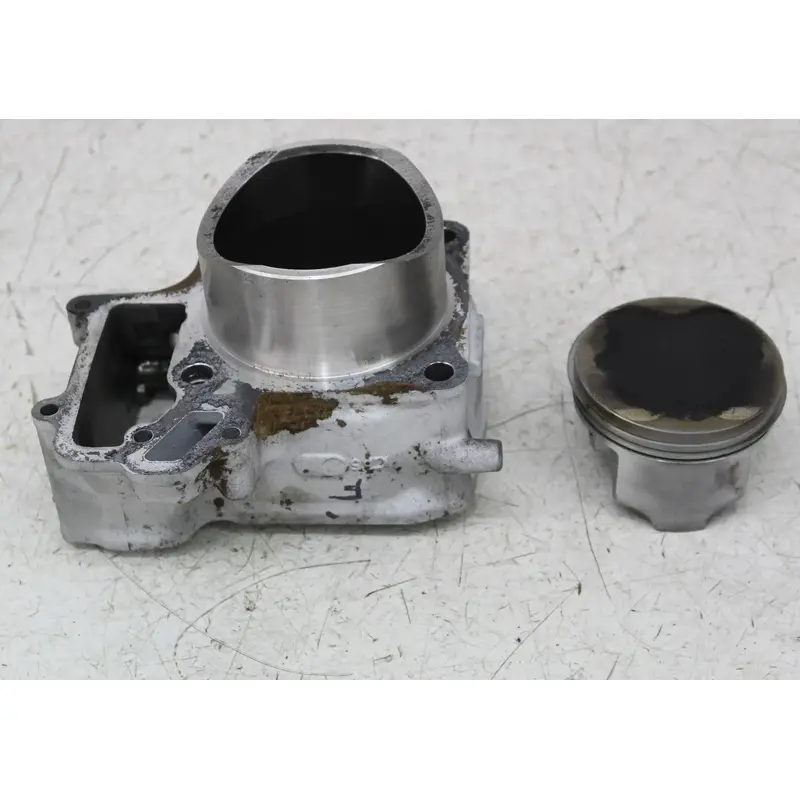 09 KAWASAKI BRUTE FORCE 650 KVF650 4X4 FRONT ENGINE CYLINDER PISTON BLOCK JUG