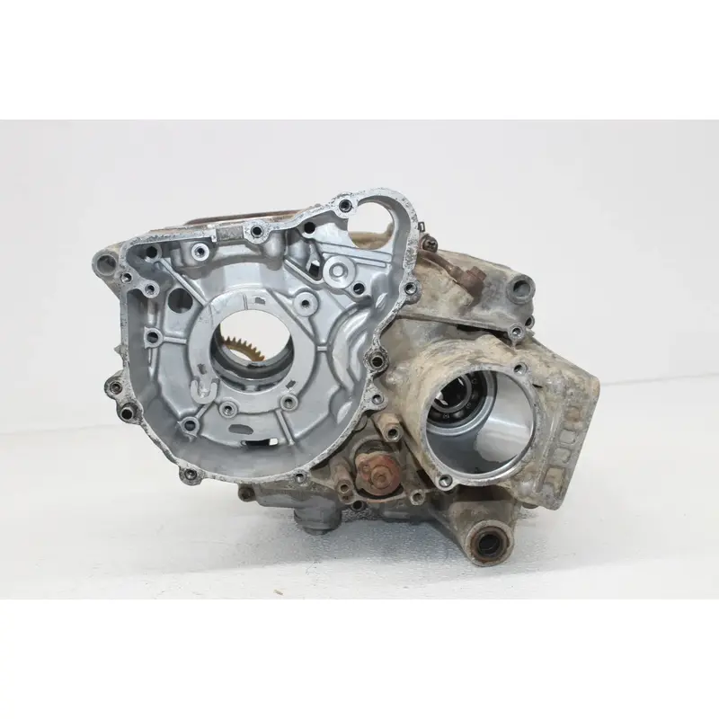 1986 KAWASAKI BAYOU 185 KLF185A ENGINE MOTOR CRANKCASE CRANK CASES BLOCK