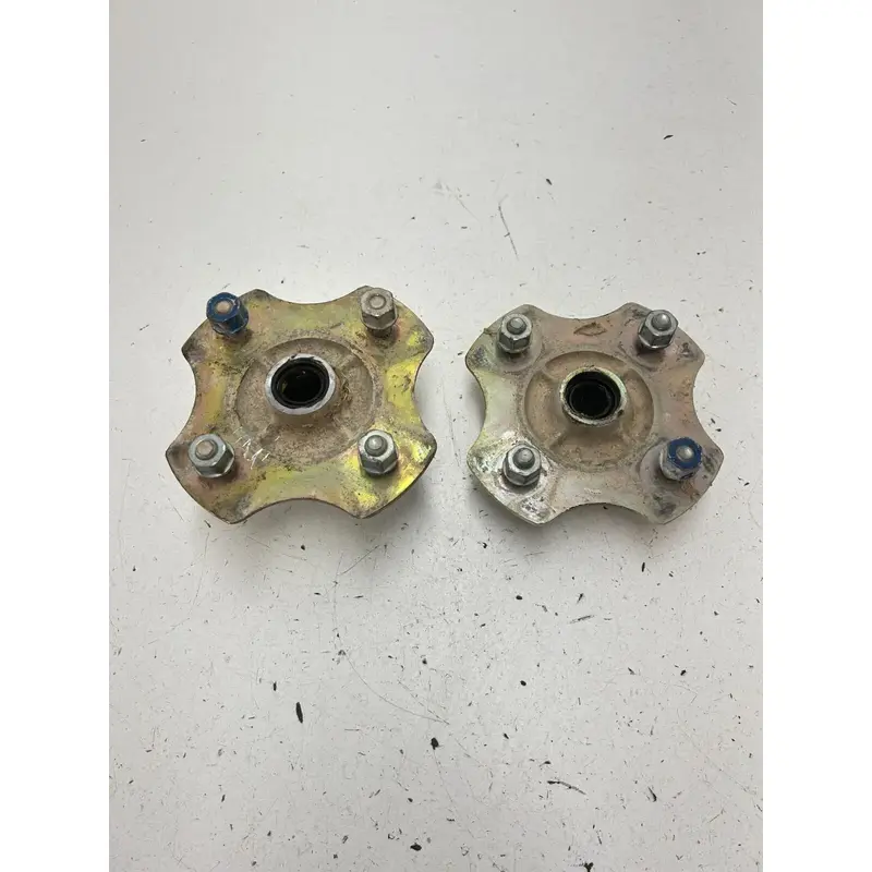 86 1986 Honda Fourtrax Trx 250 2x4 OEM GOOD Rear Back Wheel Hub Lugs Hubs Lug