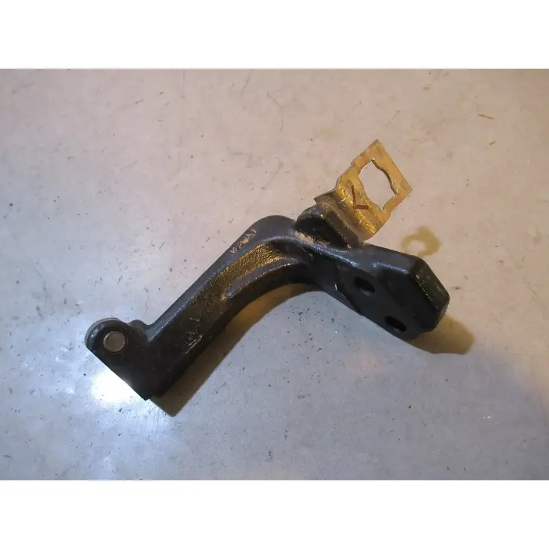 Suzuki Quadrunner 250 Knuckle Arm Left 2000