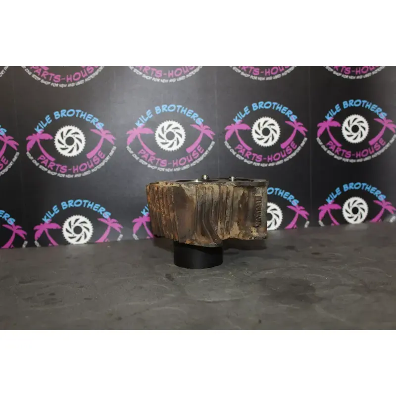 1986 yamaha moto 4 YFM80 OEM ENGINE CYLINDER PISTON BLOCK JUG BARREL