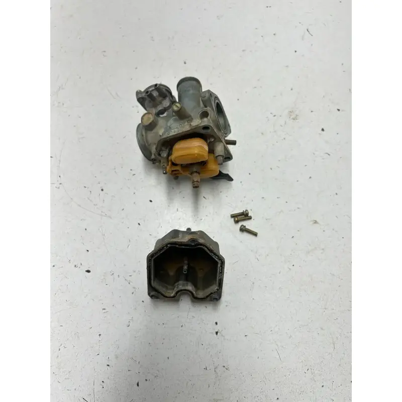 98 1998 Honda Recon 250 TRX250 2x4 OEM Carb Carburetor Bowl Body