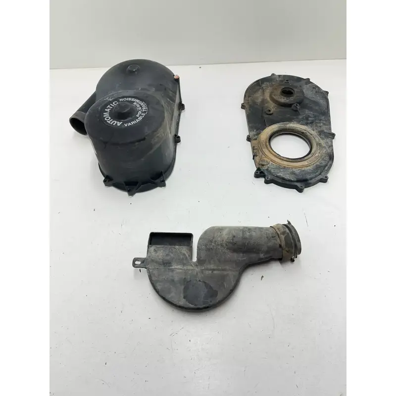 04 2004 Polaris Scrambler 500 4x4 OEM Clutch Housing Cover Guard Tube Intake