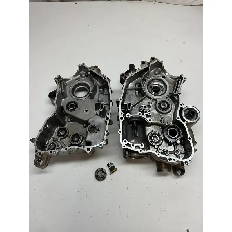 01 Yamaha Kodiak 400 4x4 YFM400 Crankcase Cases Case Engine Motor READ DESCRIPTI