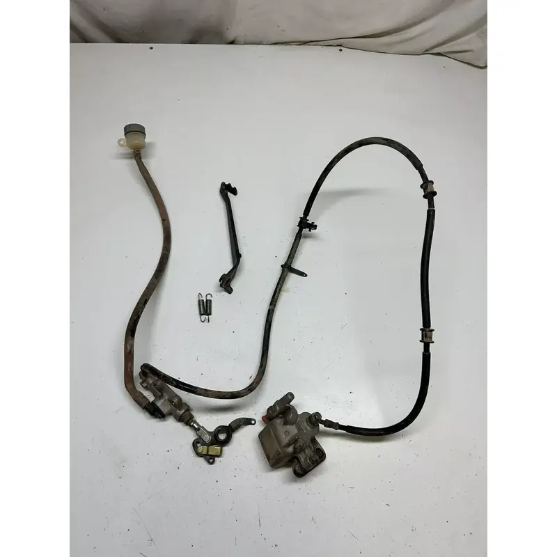 01 Yamaha Kodiak 400 4x4 YFM400 GOOD! Rear Back Brake Caliper Master Line Spring
