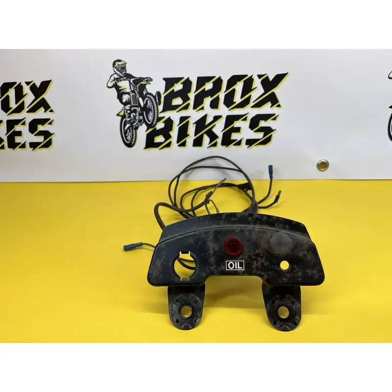 1982 Yamaha YT125J YT125 YT 125 Cable Holder Dash Light Switch Headlight Trimoto