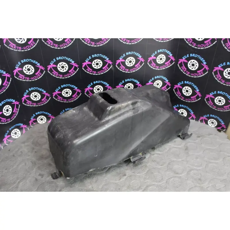 2006 kawasaki 05-09 kfx700 OEM GAS TANK COVER FUEL CELL COVER BODY PANEL