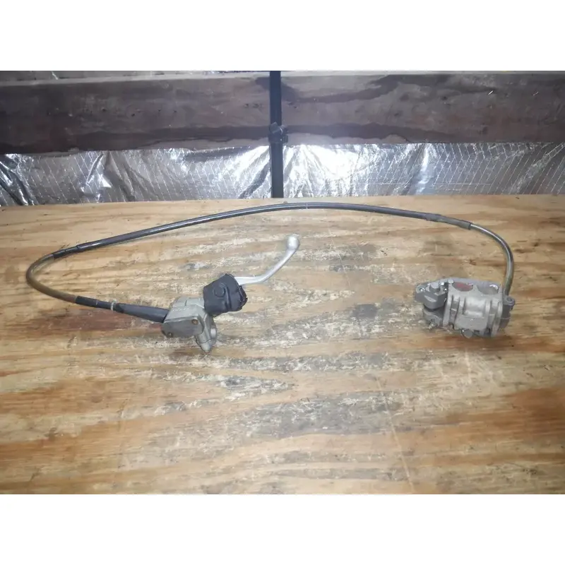 2002 Rm125 (A) Suzuki Front Brake Assembly Mastercylinder Caliper Line