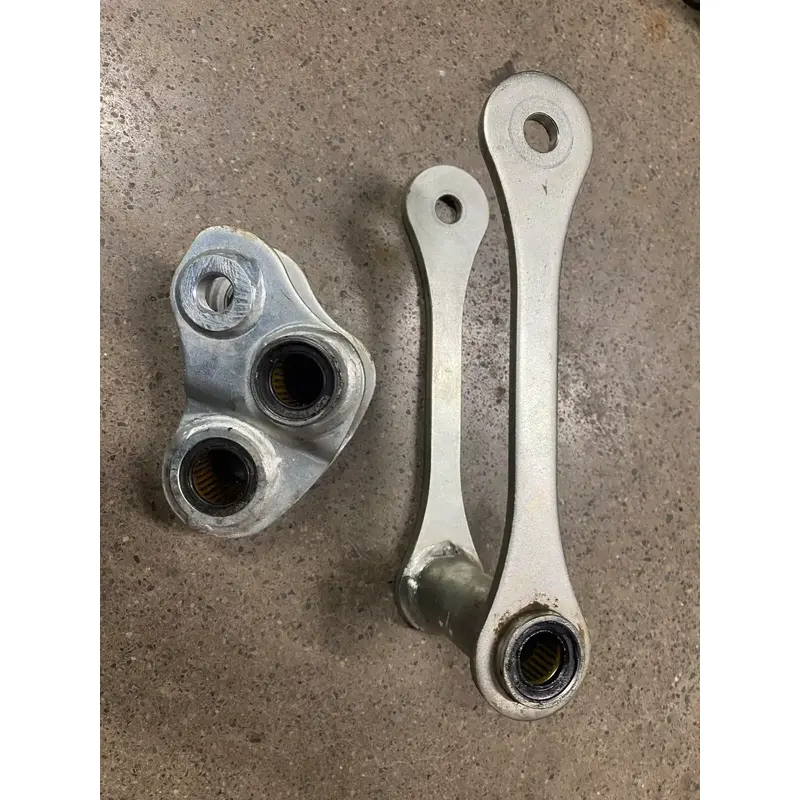 OEM Yamaha 09-24 YFZ450R YFZ450X Rear Shock Linkage Triangle Knuckle W/ Bearings