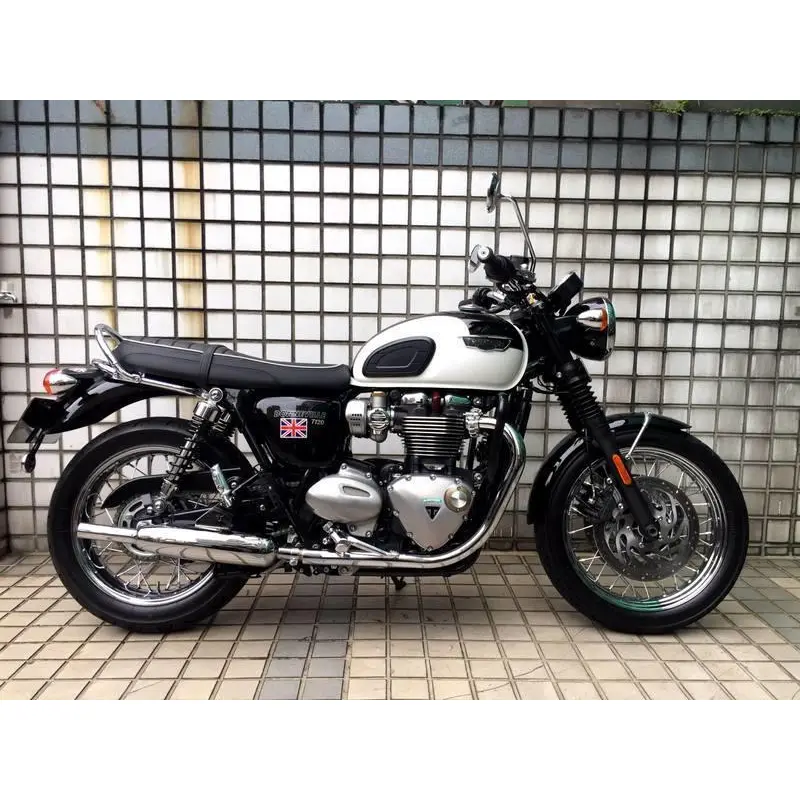T120 Norman Hyde Classic Toga Exhaust