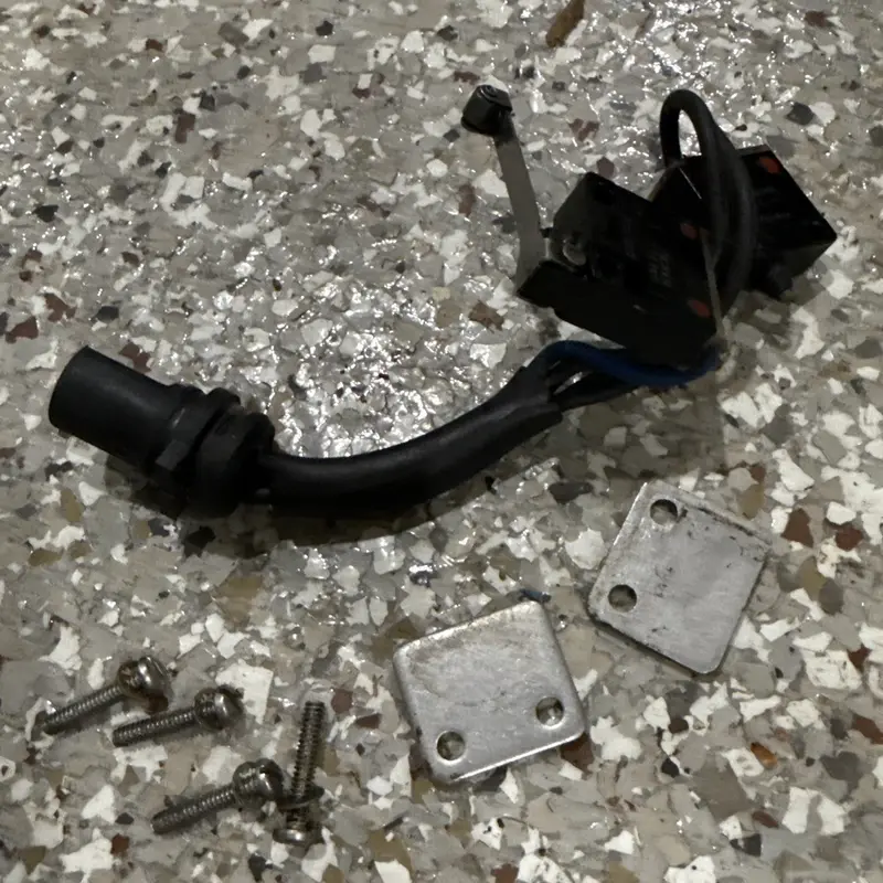 0984051 OMC Cobra Stern Drive Switches and Connector Assembly