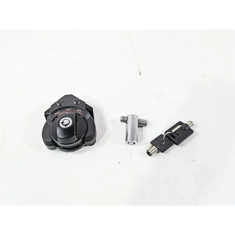 2006 Harley VRSCR Street V-Rod Ignition Switch Key Lock Set 71404-06