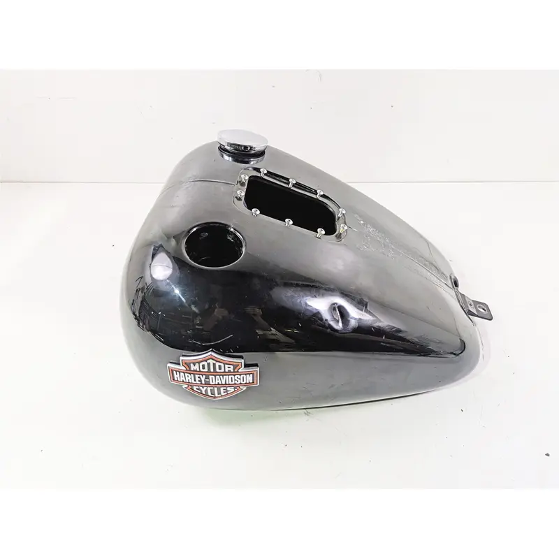 2014 Harley FLS Softail Slim Fuel Gas Petrol Tank Reservoir - Read 61625-11