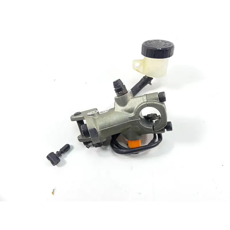 2012 Ducati Panigale 1199S Brembo Radial Clutch Master Cylinder 63040601B
