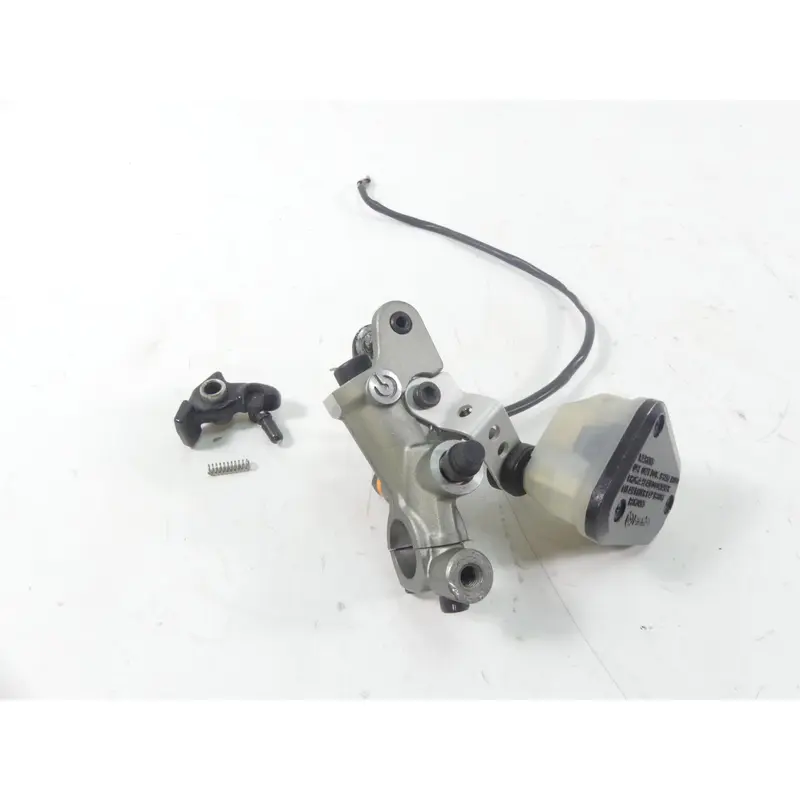 2013 Ducati Streetfighter 848 Brembo Radial Clutch Master Cylinder 63040483A