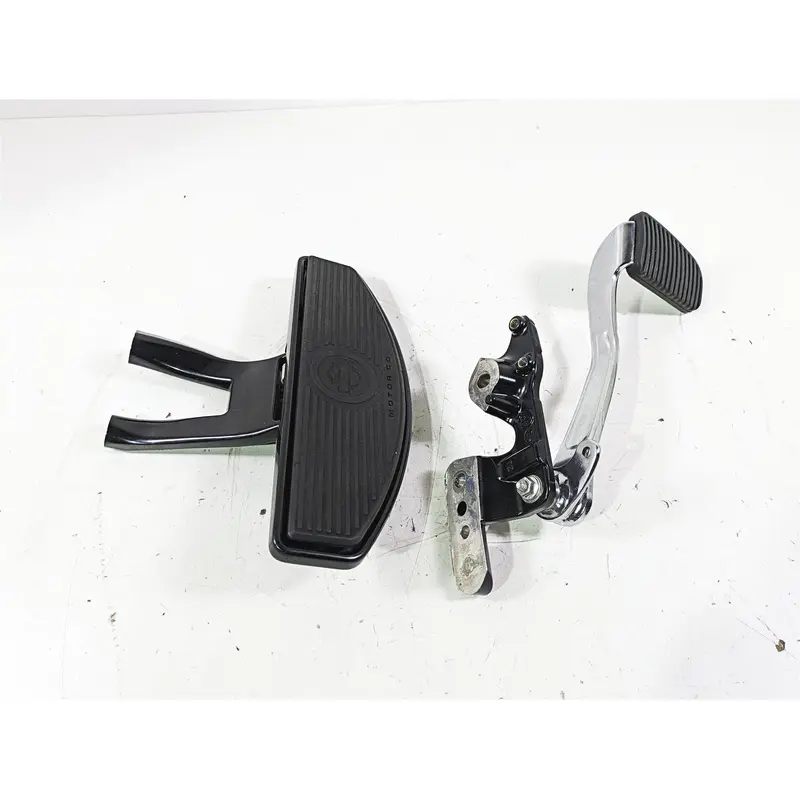 2021 Harley Softail FLSL Slim Right Floorboard & Brake Pedal 50500737 50600202