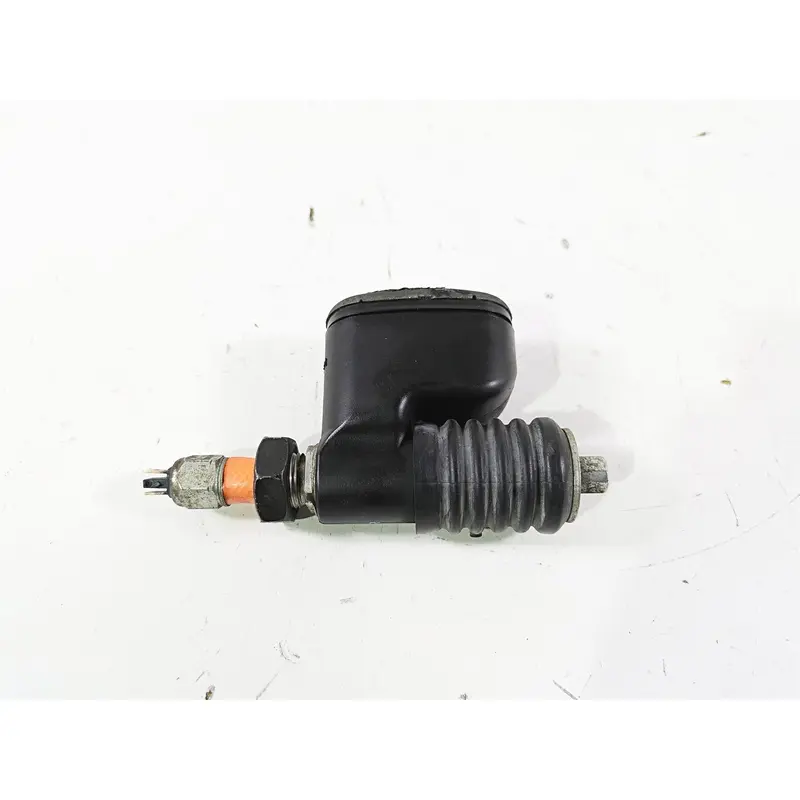 2015 Harley FXDL Dyna Low Rider Rear Brake Master Cylinder READ 41700065A
