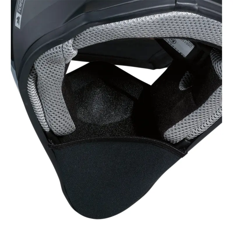 Rise Chin curtain