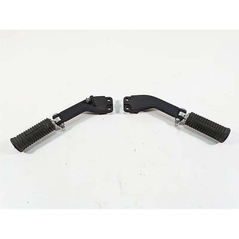 2009 Harley FXDF Dyna Fat Bob Rear Passenger Footpeg Set 49224-06A 49230-06