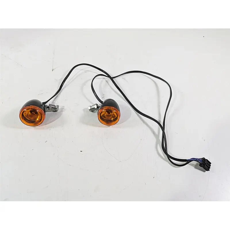 2006 Harley VRSCR Street V-Rod Front Blinker Turn Signal Set 68804-06