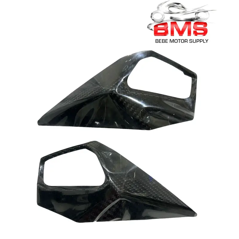 ZUMA CARBON REAR LIGTH