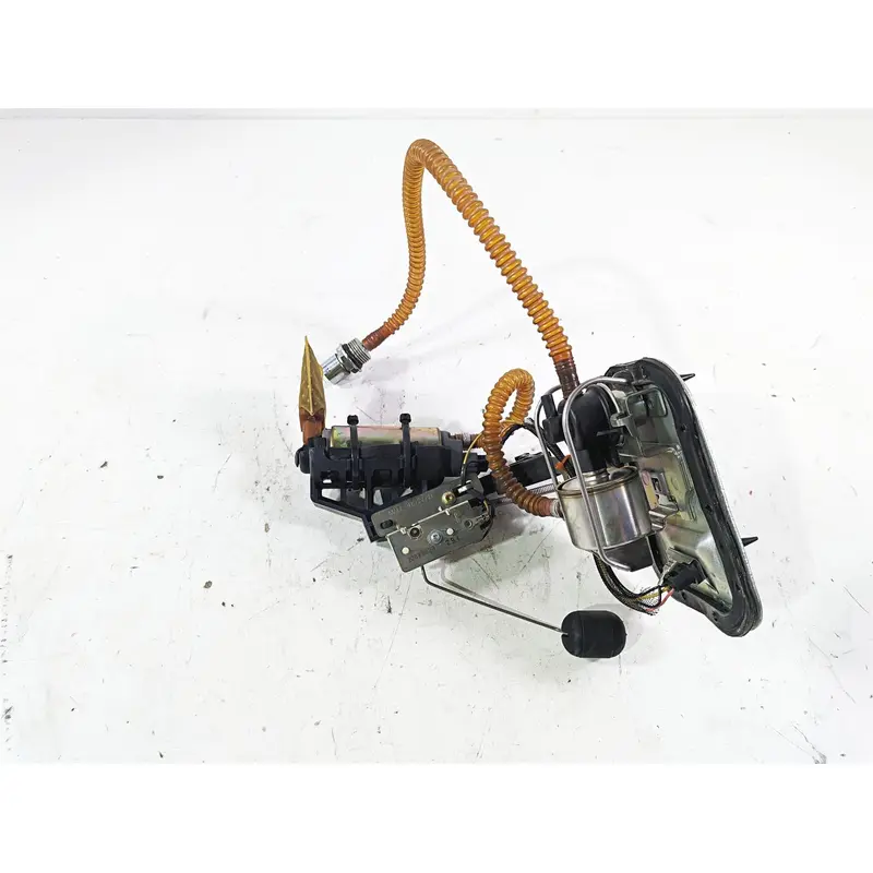 2005 Harley Softail FLSTFSE CVO Fat Boy Fuel Gas Petrol Pump 75132-01D